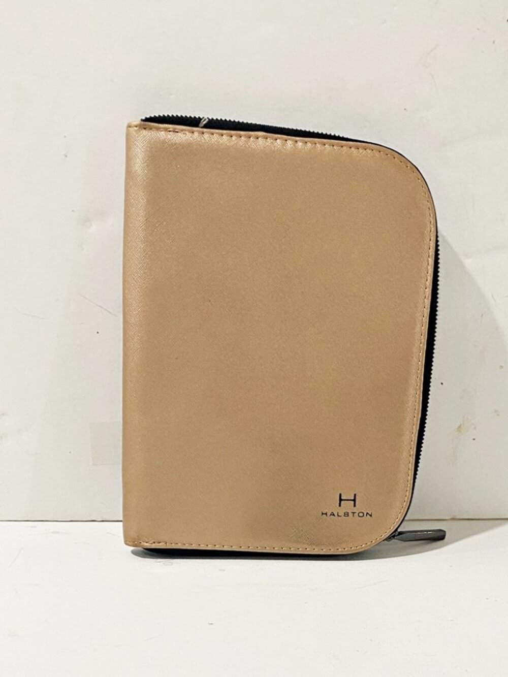 Halston Jewelry Organizer Case Champagne Gold Zip-Around Lined Travel H Logo